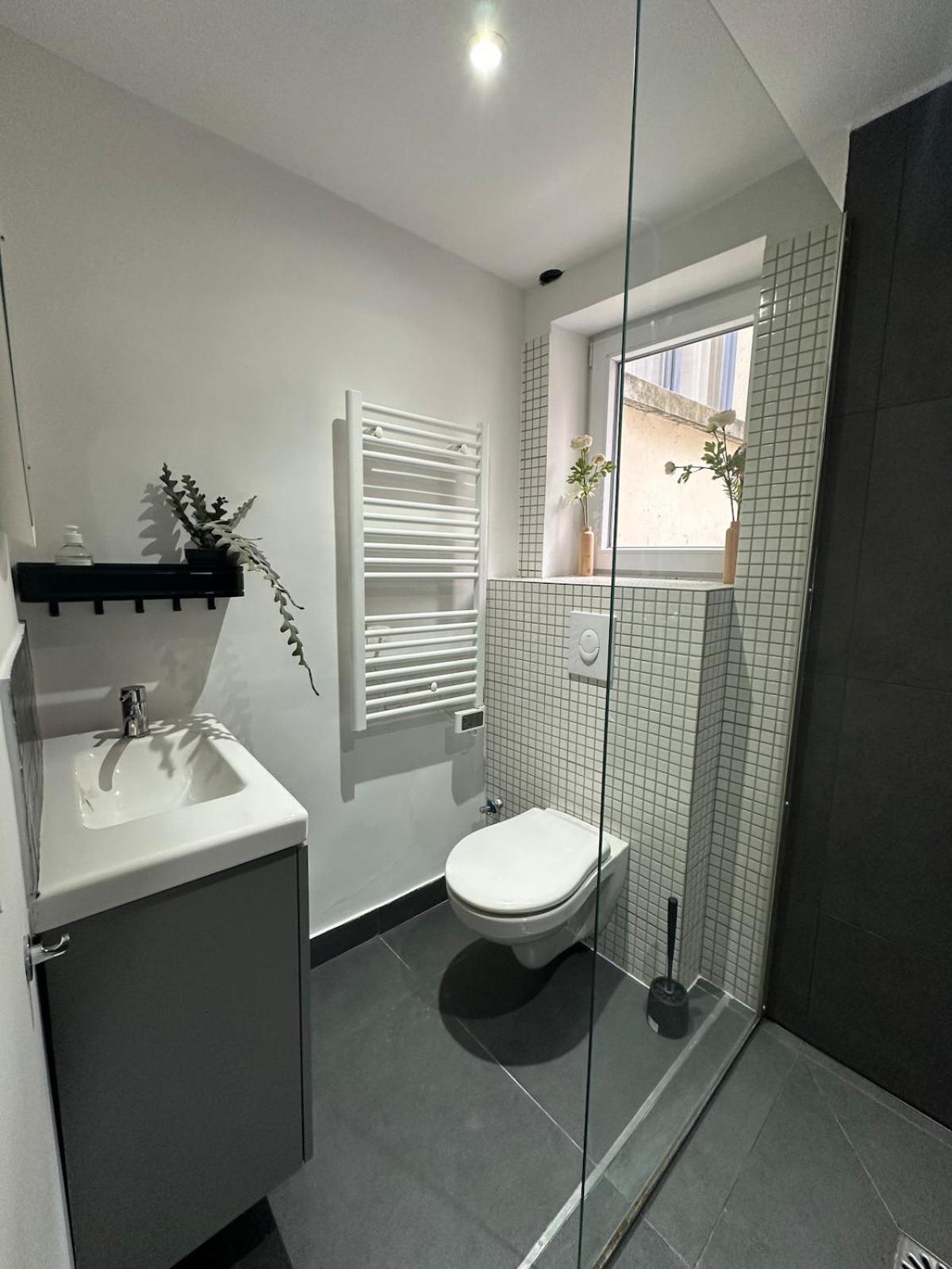 Apartamento Ixelles - Cozy In Middle Of European District *